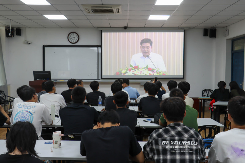 学院组织观看“山东省弘扬践行教...