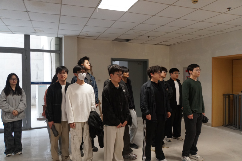 交通与车辆工程学院组织预备党员...