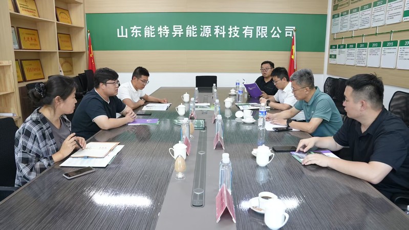 交通学院“就业直通车”驶入淄博...